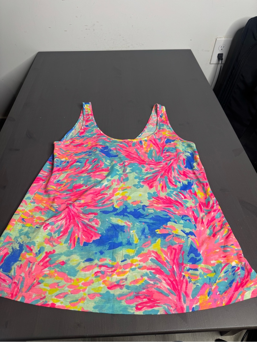 Lilly Pulitzer Kinsey Tank Multi Palm Beach Coral - Picture 3 of 6
